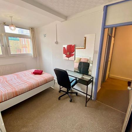 Cosy 3 Bed Apt, Old Truman Brewery! Brick Lane, London, E1 Экстерьер фото